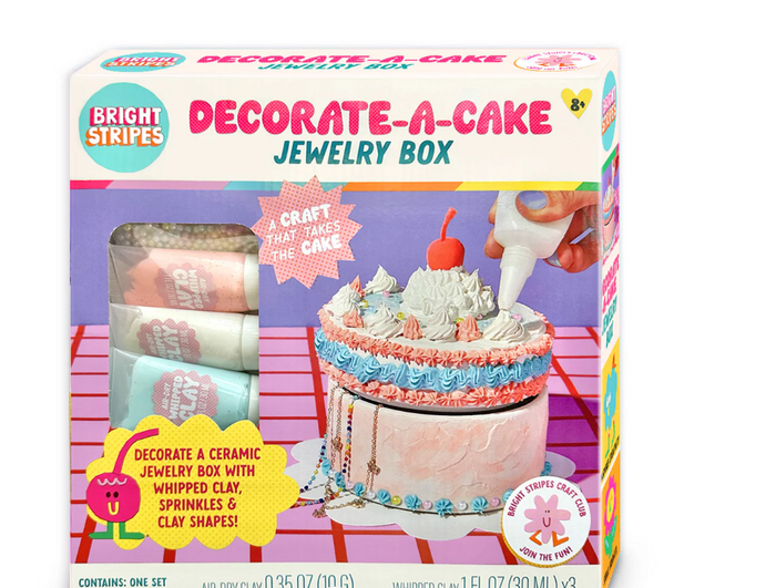 BRIGHT STRIPES DECORATE A CAKE JEWELRY BOX