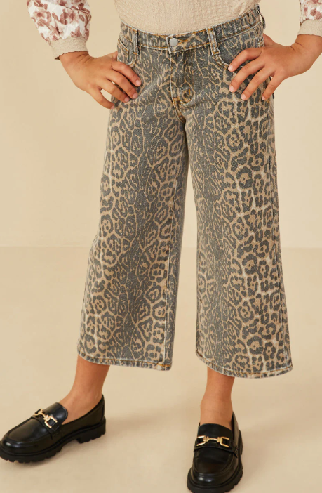 Girls Washed Leopard Print Relaxed  Fit Denim Jeans