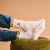 EMBROIDERED CREW SOCKS CHERRIES