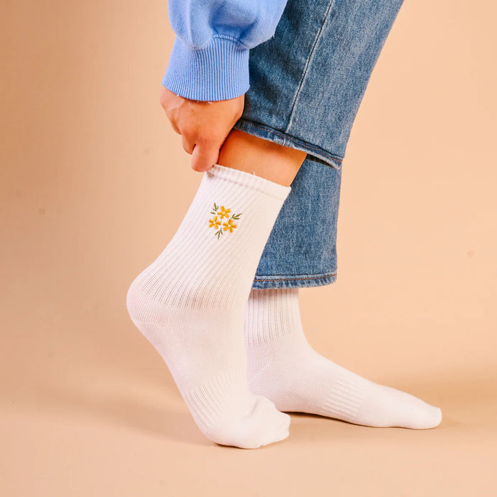 EMBROIDERED CREW SOCKS YELLOW FLORAL
