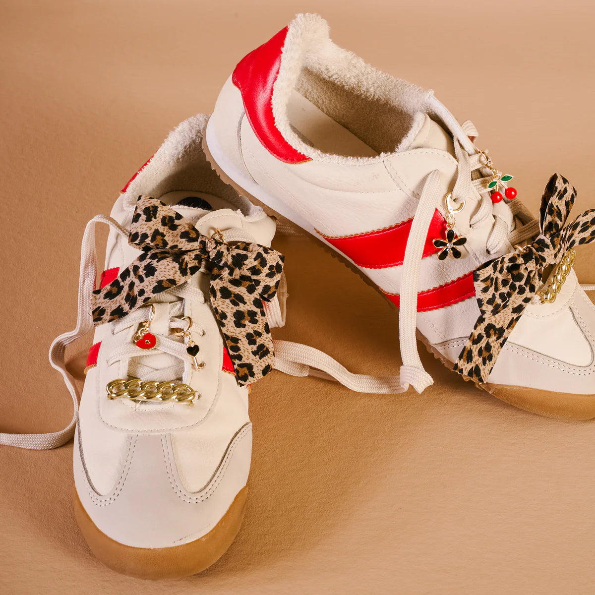 DAZZLE SHOE CHARM PACK WILD & FREE