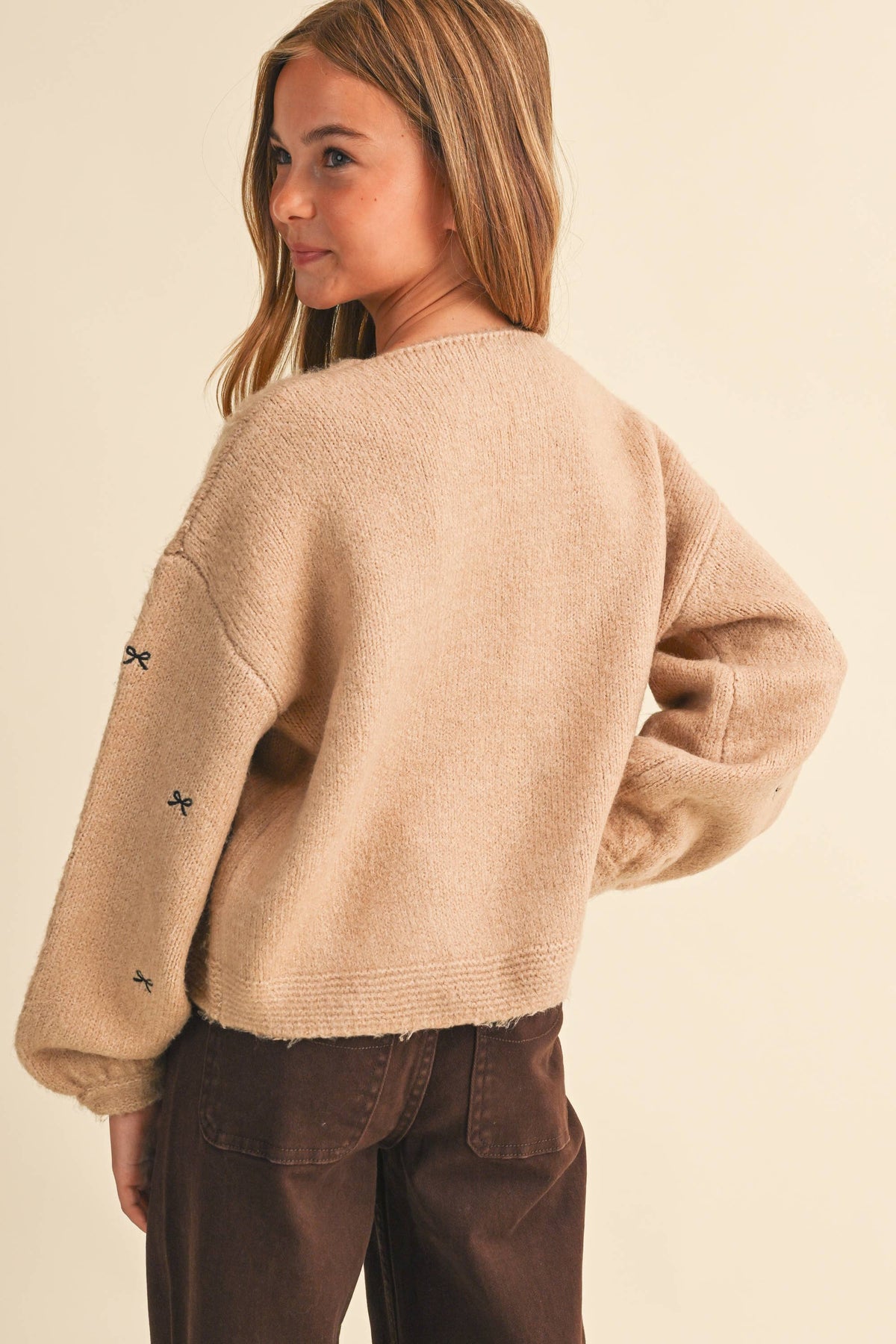 Heart & Arrow Tween Girls Bow Embroidery Sweater