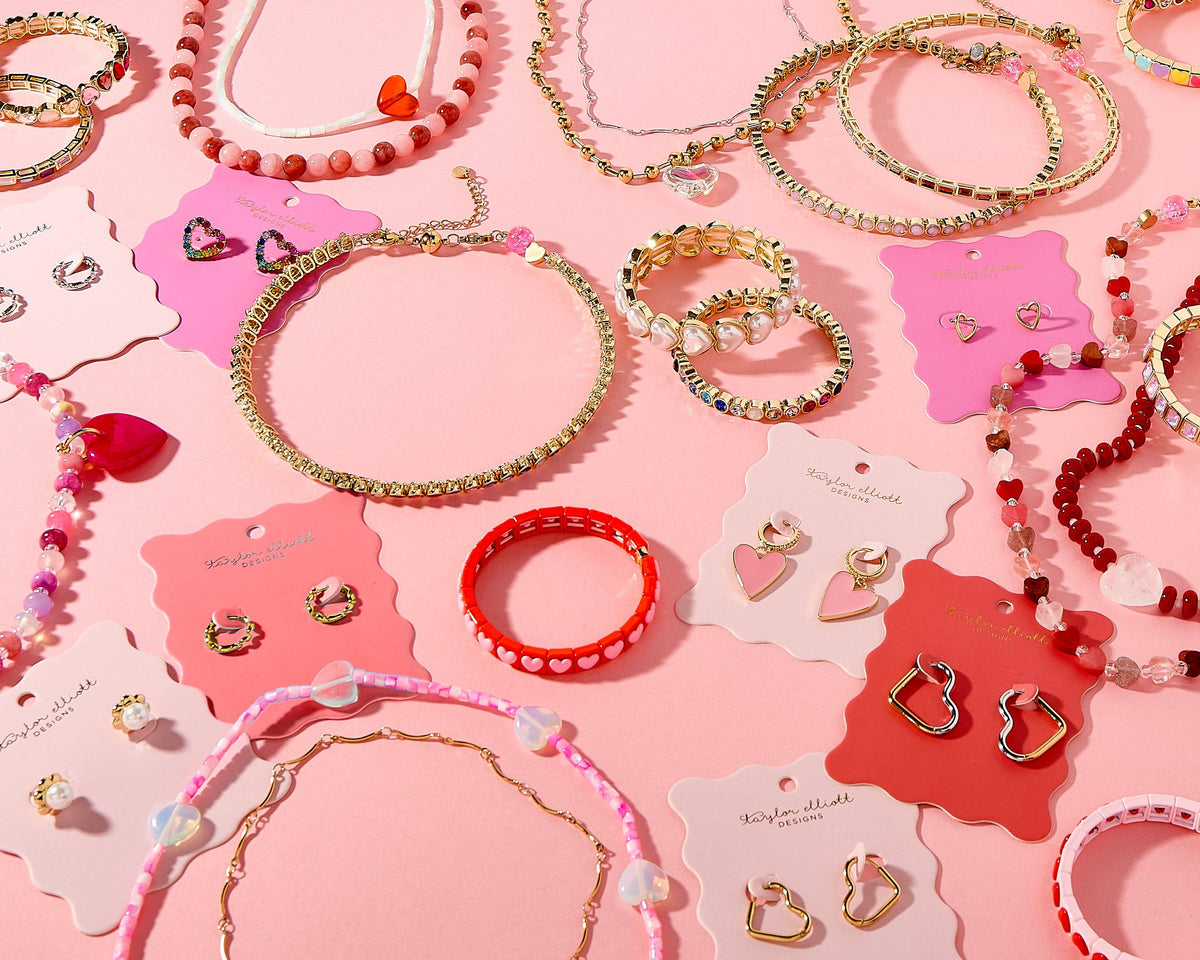 FLORENCE HUGGIE EARRINGS GOLD/SILVER HEARTS