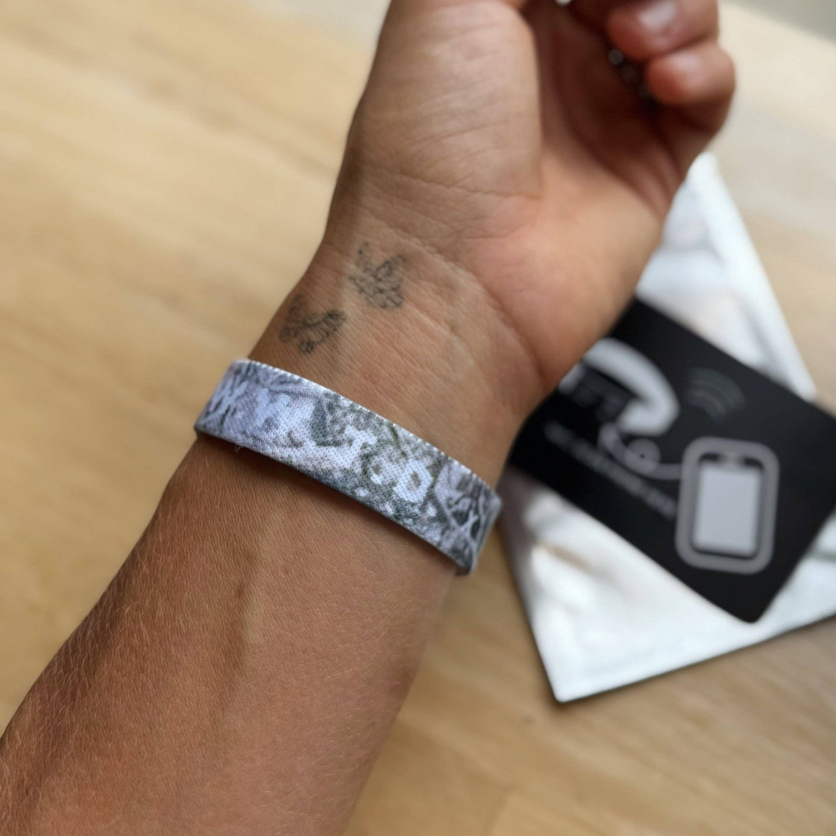 Daily Bible Verse "Wwjd X Hwlf" Bracelet  Light Camo