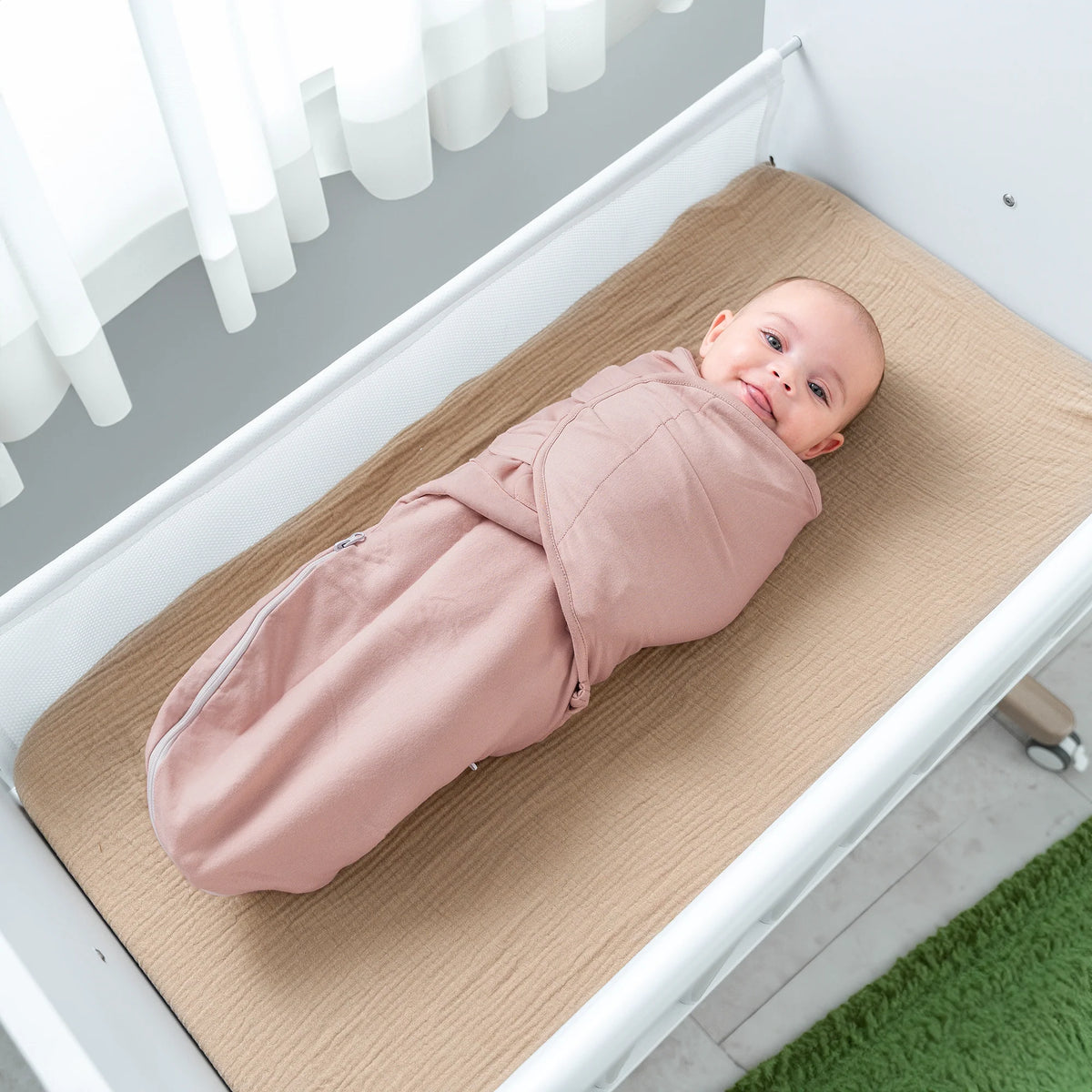 COMFY CUBS EASY SWADDLE WITH ZIPPER LIGHT BLUSH