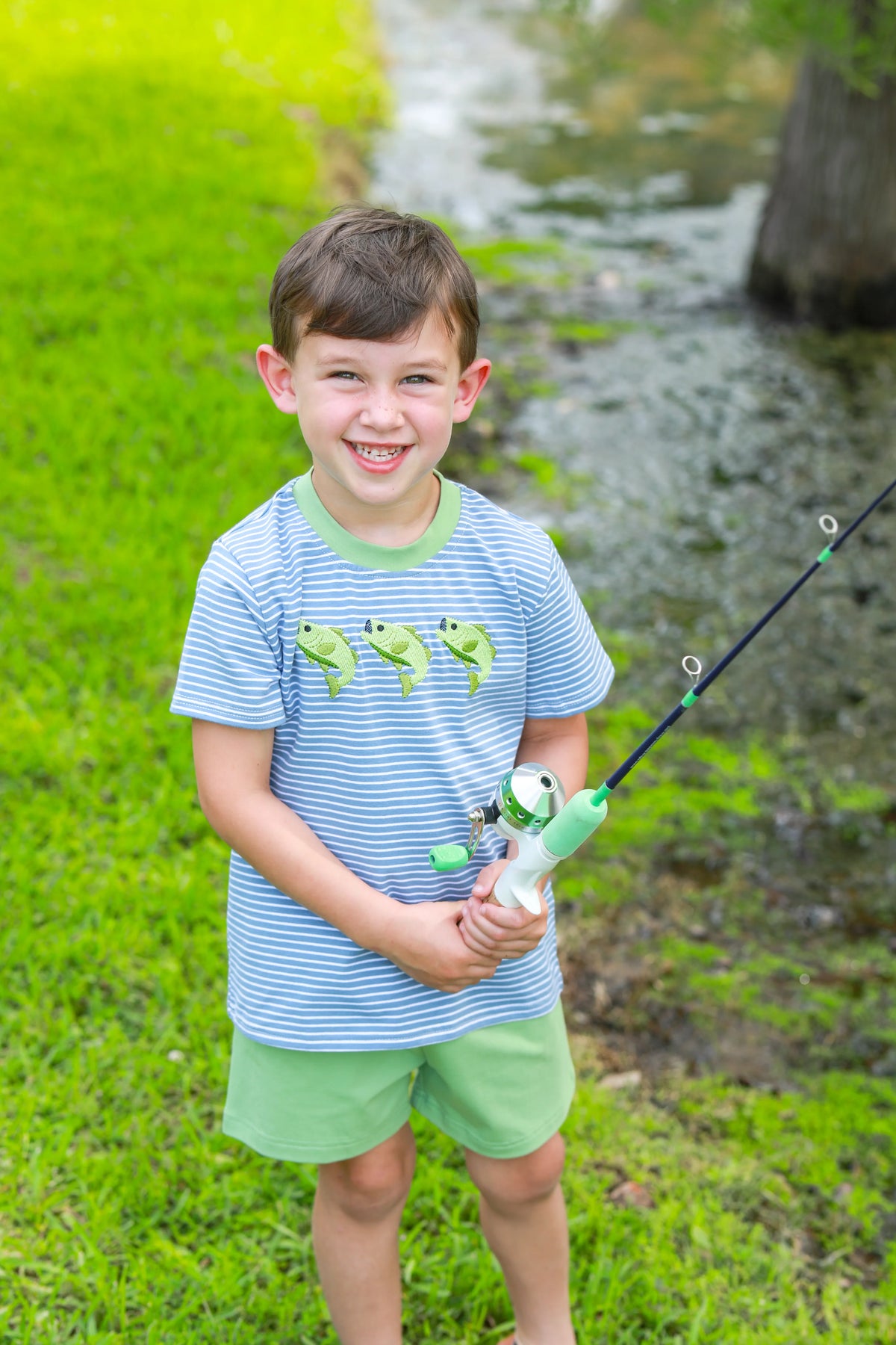 HOOKED ON FISHING SHORT SET
