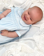 THE YELLOW LAMB CALLOWAY NEWBORN DAYGOWN BLUE PIPED IN WHITE