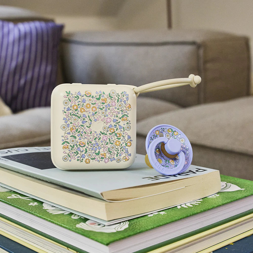 Pacifier Box Liberty Meadow Ivory
