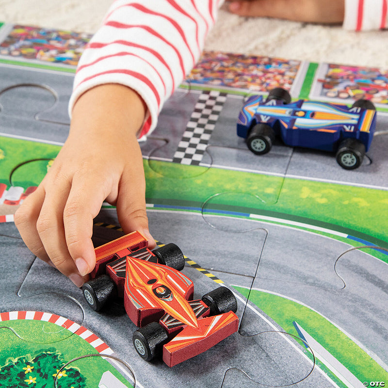 PUZZLE AND PLAY RACECAR