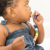 BELLA TUNNO PACIFIER CLIP RAINBOW MULTI