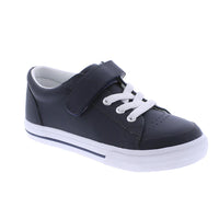 FOOTMATES REESE NAVY LEATHER.