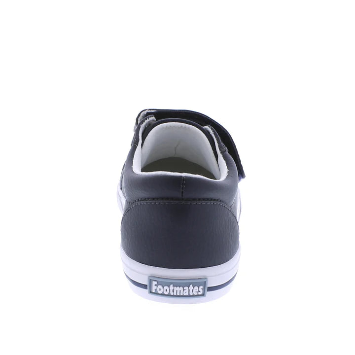 FOOTMATES REESE NAVY LEATHER.